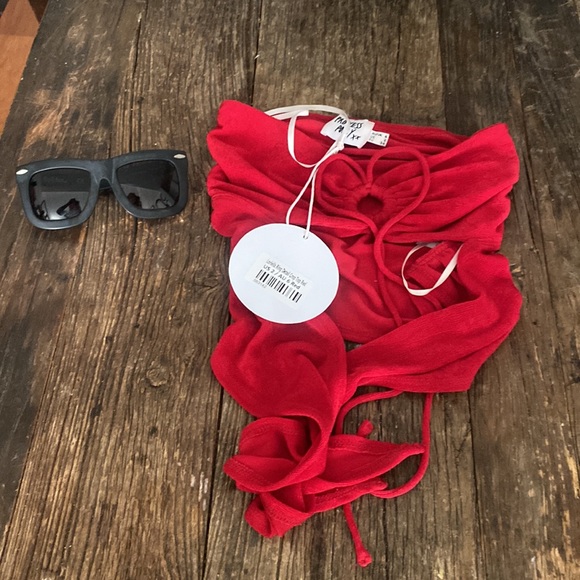 Princess Polly LORIELLA RING DETAIL CROP TOP RED NWT - Picture 10 of 13